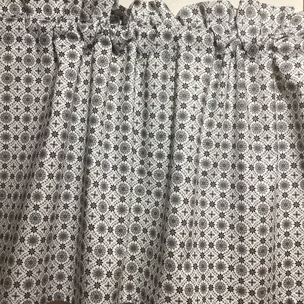 HANDMADE GREY COTTON VALANCE, 42 X 15 INCHES